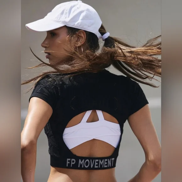 FP Movement - Run The Distance Baby - Petal Tee - Picture 3 of 3